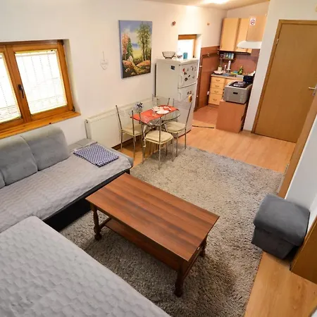 Apartamento Blacksmith + Free Private Parking *